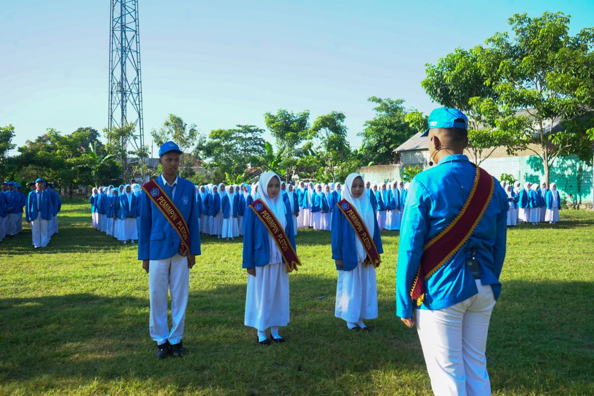 MAN 3 Banyuwangi Gelar Upacara Hari Lahir Pancasila 2026 dan Apresiasi Siswa Berprestasi