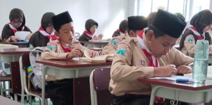 Luncurkan 'Sahabat'   Agar Siswa Cinta Ilmu dan Literasi