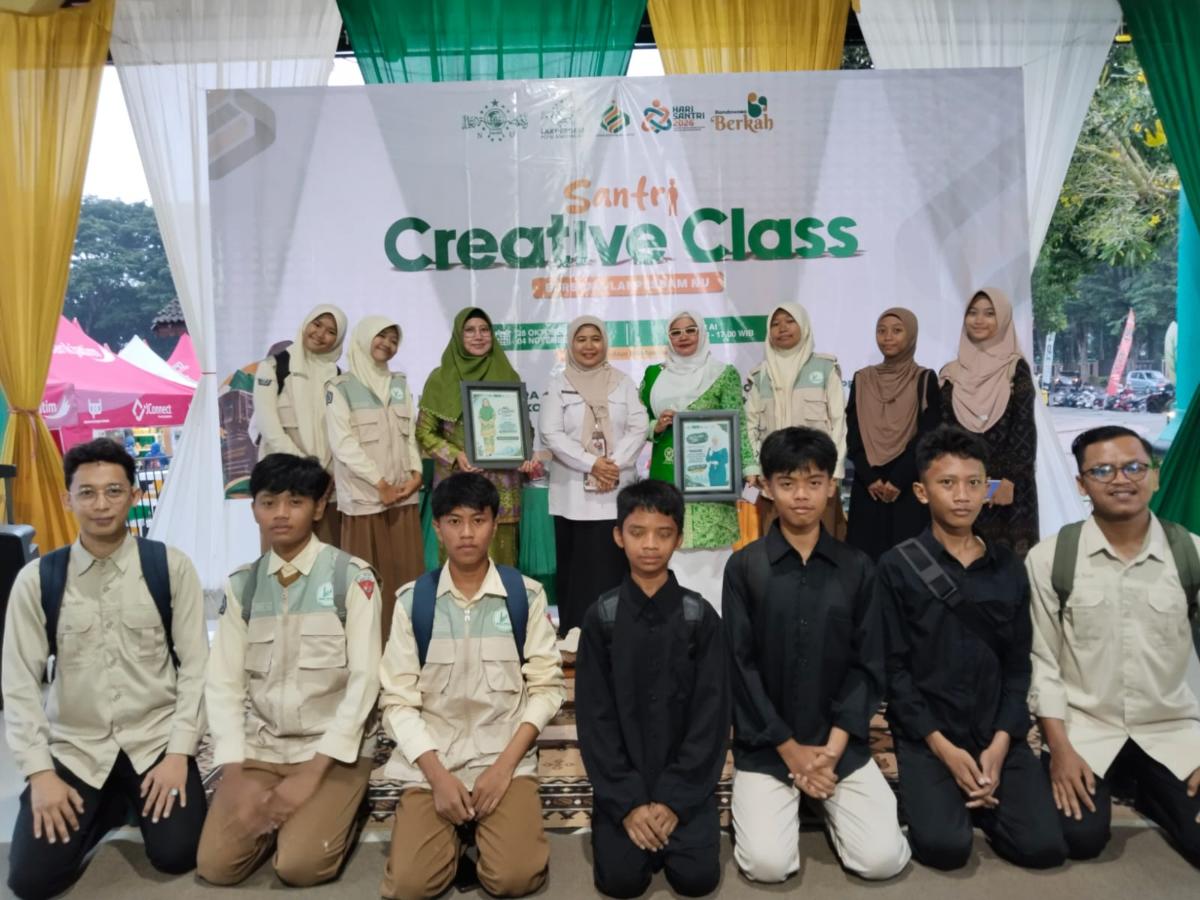 Galeri Delegasi MTsN 2 Bondowoso Semarakkan Podcast Dialog Lintas Generasi Nahdliyin dalam NU Creative Class 1