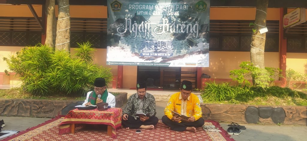 Antusiasme Siswa MTsN 8 Banyuwangi Ikuti Kegiatan Ngabar