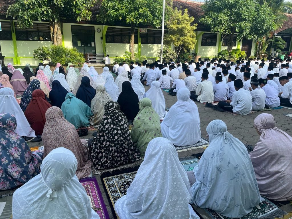 Berbagai Kegiatan Keagamaan Selama Ramadan di MTsN 8 Banyuwangi