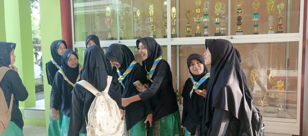 Duta Bahasa: Inspirasi bagi Siswa dalam Mengembangkan Kemampuan Berbahasa