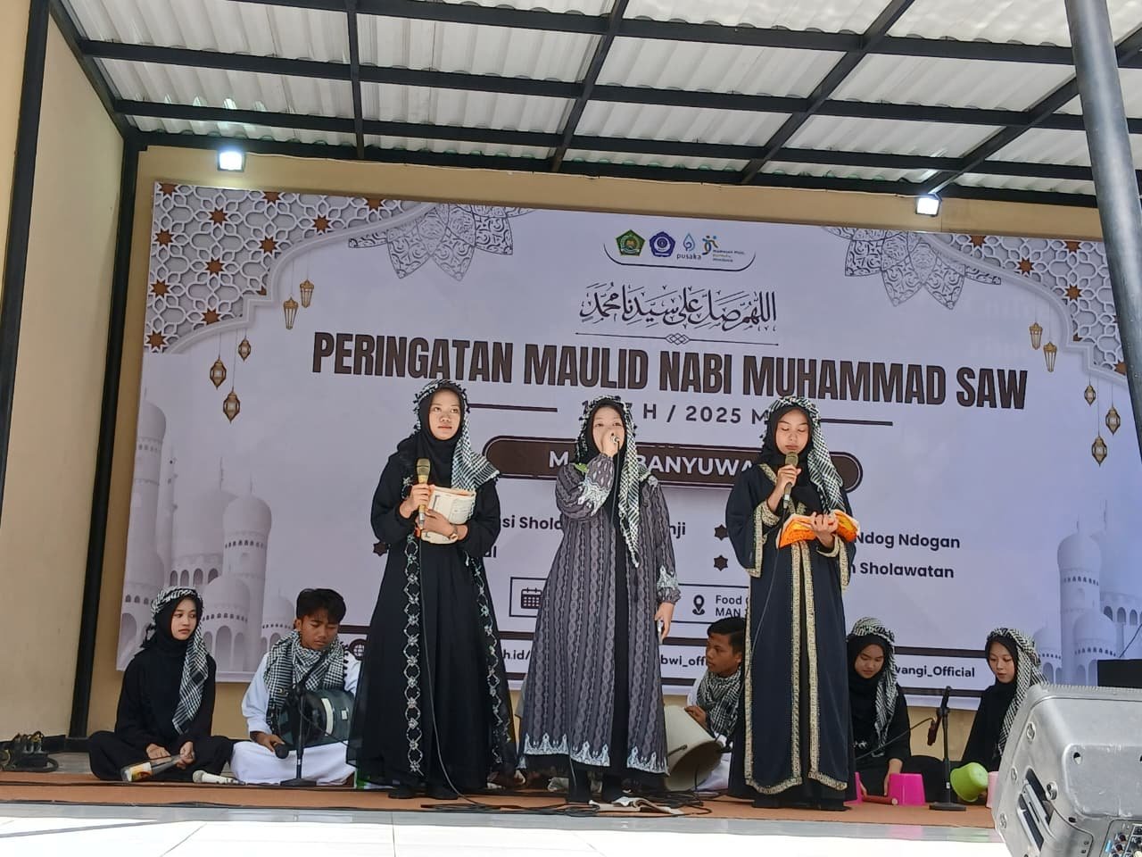 ​Lomba Kreasi Sholawat Warnai Peringatan Maulid Nabi MAN 3 Banyuwangi