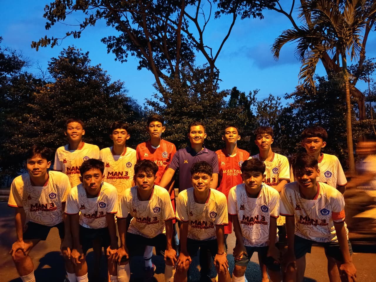 ​Menang 4-2, Futsal MAN 3 Banyuwangi Lolos Final Dandim Cup