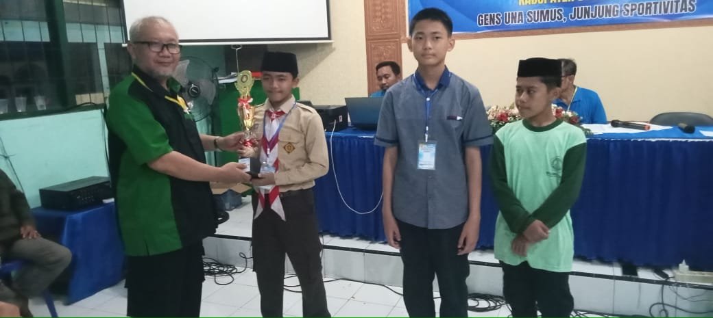 MTsN 2 Bondowoso Bawa Pulang Piala dalam Kejuaraan Catur Pelajar