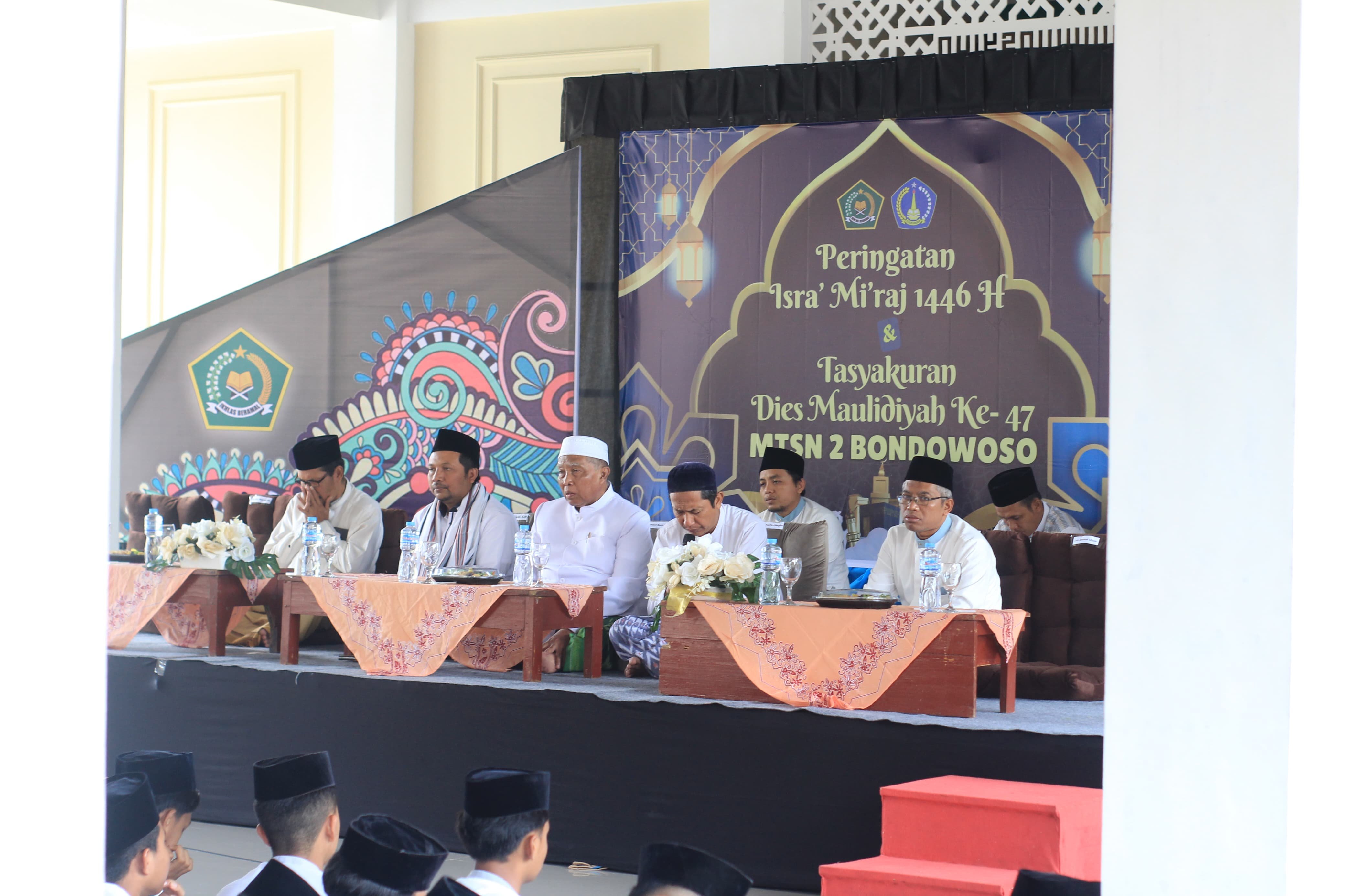 MTsN 2 Bondowoso Peringati Isra' Mi'raj
