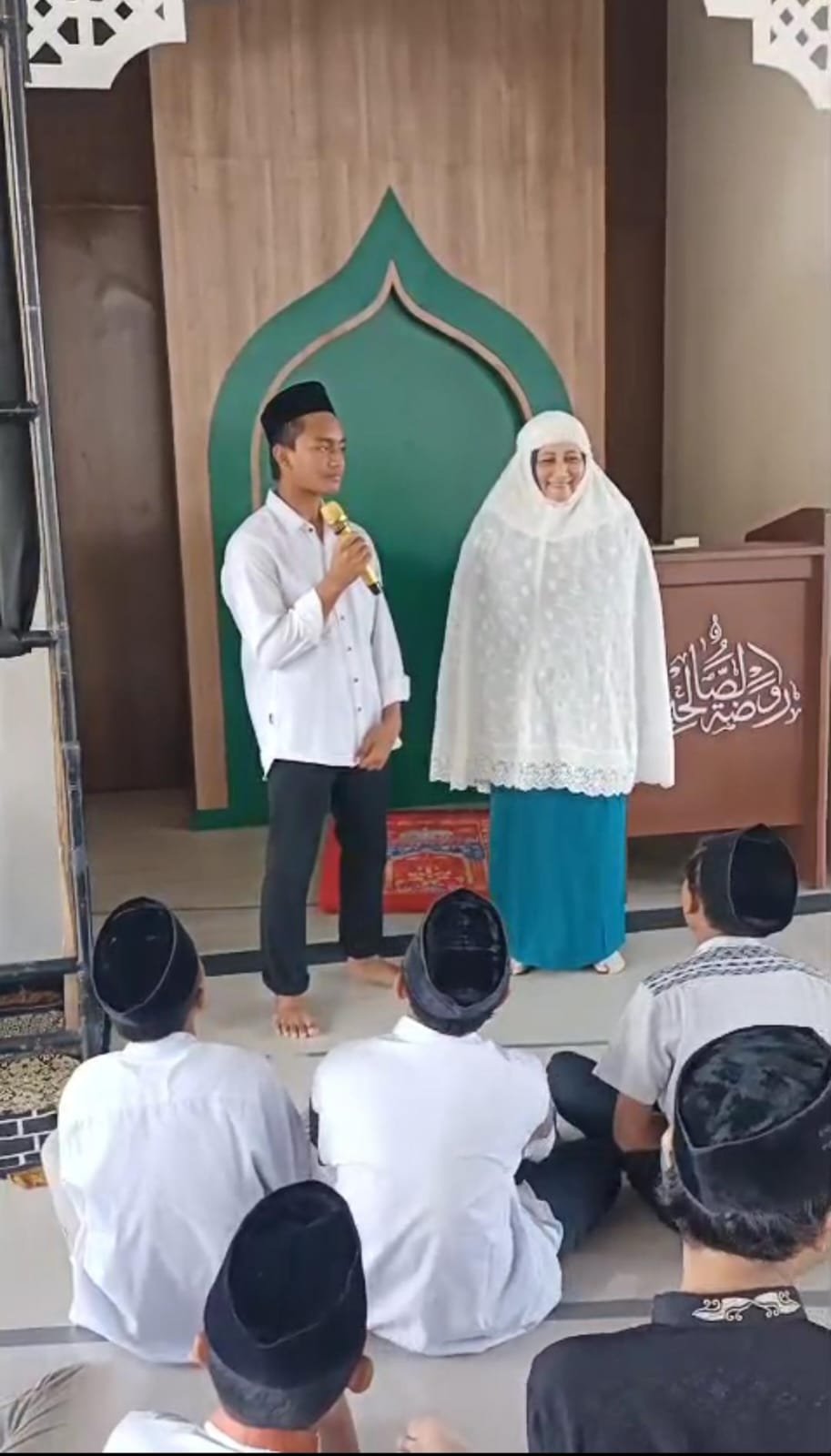 Pesrom Matsada,  Isi Bulan Penuh Berkah dengan Ilmu
