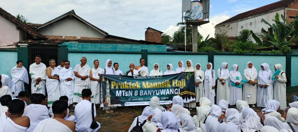 Praktek Manasik Haji : Simulasi Ibadah, Menyentuh Hati